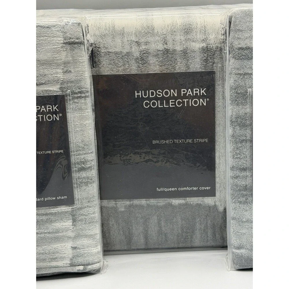 Hudson Park Brushed Texture Stripe FULL / QUEEN Duvet Cover + 2 Standard Shams